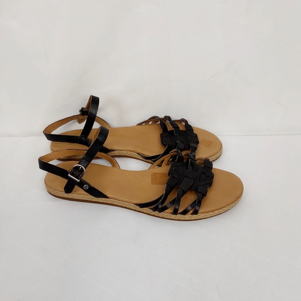 UGG Black Woven Strappy Leather Ankle Strap Sandals NWOB - Picture 3 of 11